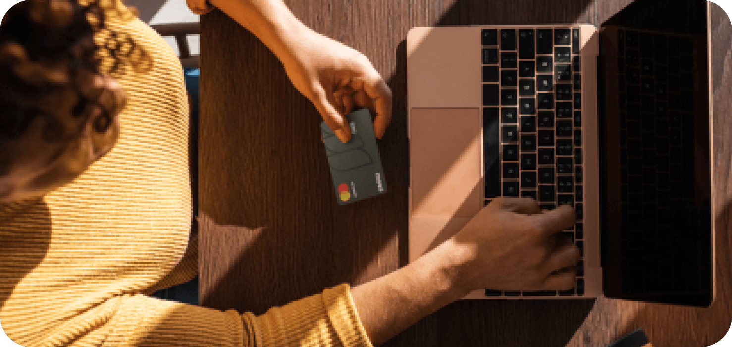 Credit Card Advantages (And Disadvantages) Moss